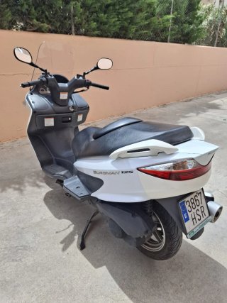 Suzuki Burgman 125