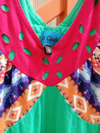 Vestido maxi boho verde y rosa