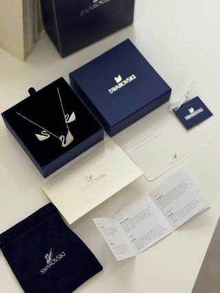 Set Swarovski Cigno Collana e Orecchini