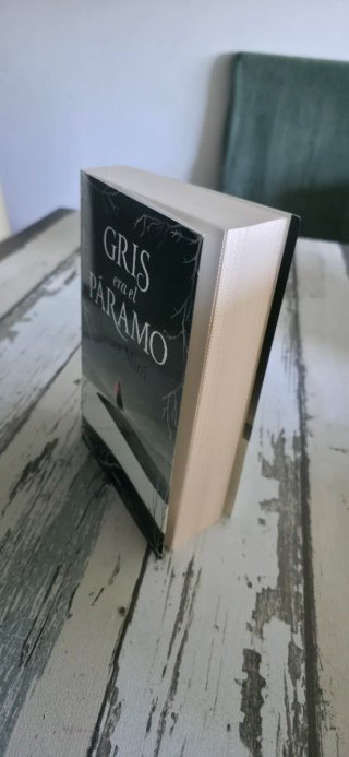 Gris Era el Páramo / the Highlands Were Gray