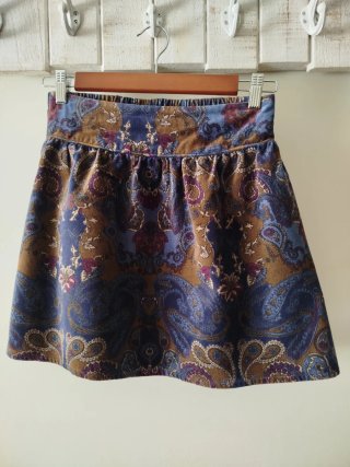 Minifalda Stradivarius Terciopelo Paisley