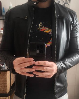 Chaqueta cuero negra talla M