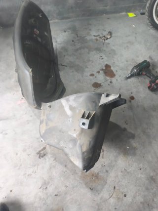 Asiento y baúl Yamaha Neos