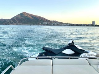 Yate Primatist G41’ con jetski y dinghy incluida