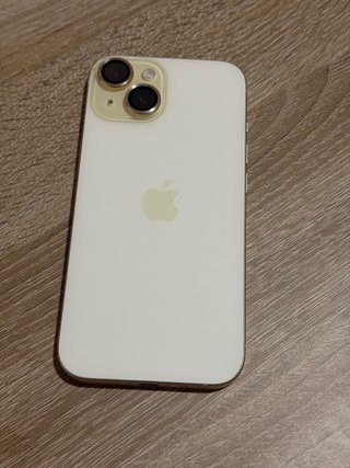 iPhone 15 Plata - Salud Batería 84%