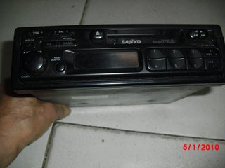 5 radios casettes de coche vintage  x 75€ todos