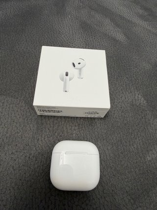 Airpods 4 con Cancelación de Ruido
