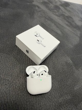 Airpods 4 con Cancelación de Ruido