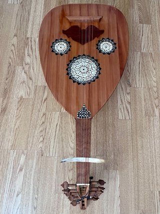 Laúd árabe (oud egipcio) para tocar o decorar