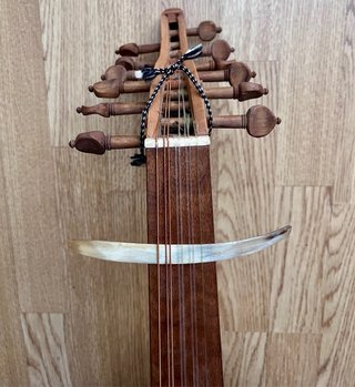 Laúd árabe (oud egipcio) para tocar o decorar