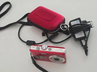 Cámara Digital Samsung L730 Roja + Accesorios
