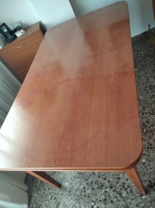 Seis sillas y mesa de comedor extensible madera