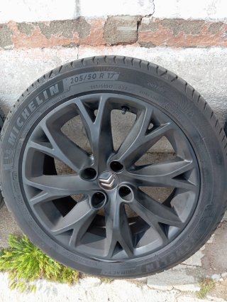 Llantas Citroën 17 Michelin 205/50R17