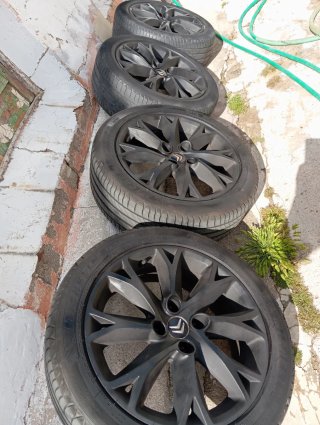 Llantas Citroën 17 Michelin 205/50R17