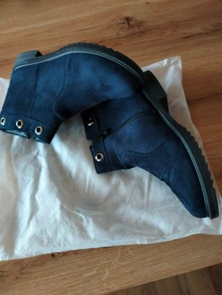 Botas azules de ante