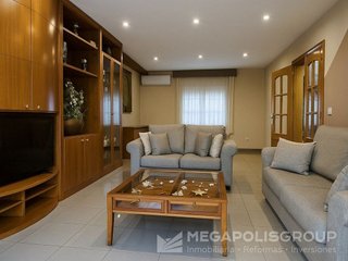 Chalet en venta en Sant Vicenç dels Horts