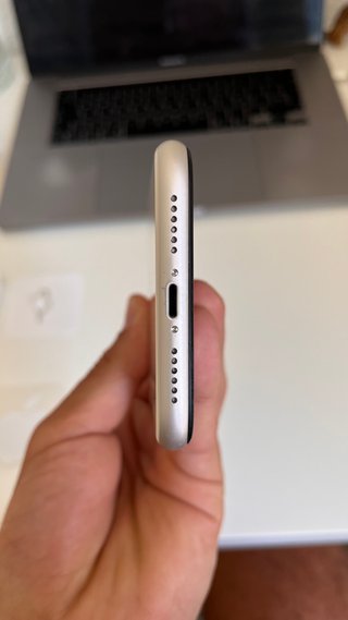 Ocasión!!! iPhone 11 (91% Batería) SIN GOLPES!