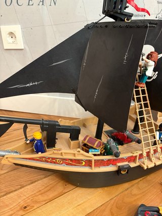 Lote Playmobil Piratas Barcos y Figuras URGE VENTA