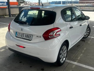 Peugeot 208 1.4HDI EXCELENTE