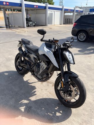KTM Duke 790 L A2