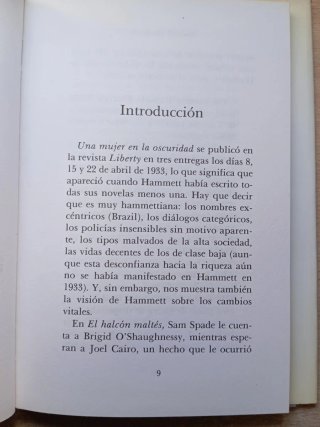 Una mujer en la oscuridad. Dashiell Hammett.