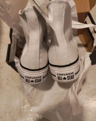 Converse Chuck Taylor Hi Blancas Talla 37
