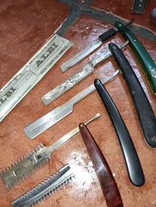 Lote Barbería Peluquería Antiguo