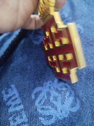 Medalla Cruz Caravaca con Corona Dorada