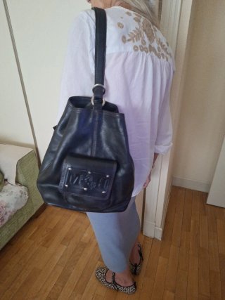 Bolso Mochila Negro Cuero MH