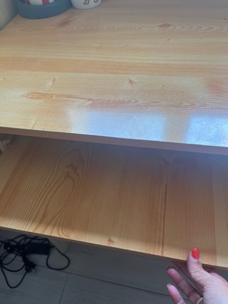 Escritorio madera con cajón y baldas