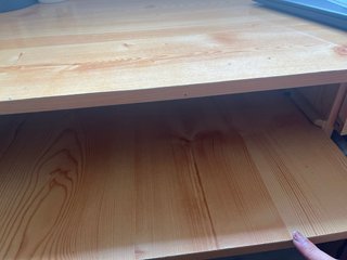 Escritorio madera con cajón y baldas