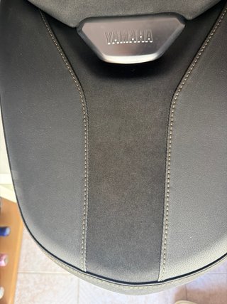 Asiento Yamaha Xmax Tech Max