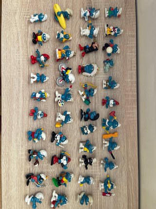 Lote 40 figuras de Pitufos