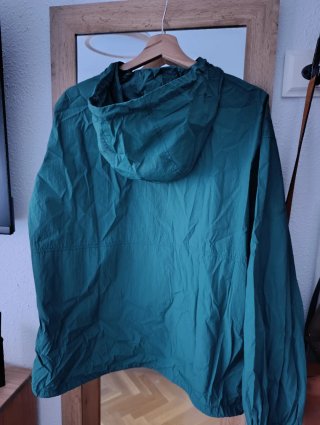 Cortavientos verde Zara mujer