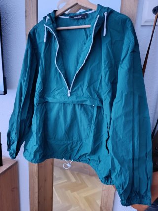 Cortavientos verde Zara mujer