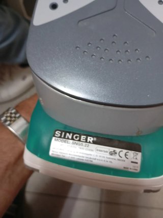 Plancha de vapor Singer en buen estado