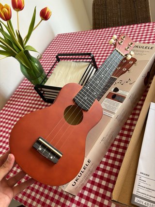 Ukelele infantil nuevo (+3 años)