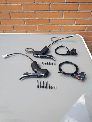 2x11v SHIMANO GRX RX810 Frenos + cambios. NUEVOS.