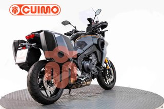 YAMAHA TRACER 900
