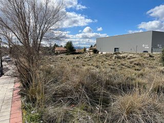 Terreno en venta en Hervencias en Ávila