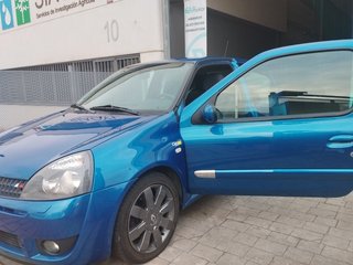 Renault Clio 2.0 16v Renault Sport Team 132 kW (182 CV)