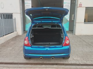 Renault Clio 2.0 16v Renault Sport Team 132 kW (182 CV)