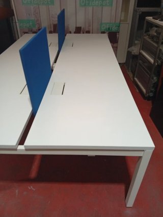 Mesa de oficina multipuesto blanca