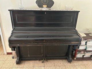 Piano Negro Clásico