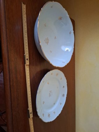 Insalatiera e piatto porcellana decoro oro