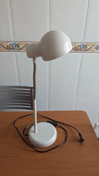 Flexo de escritorio blanco