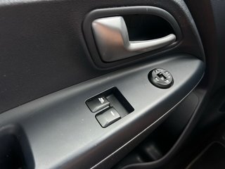 KIA Rio / Gasolina / Manual / Año 2015