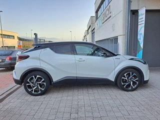 Toyota C-HR 1.8 125H Dynamic Plus 90 kW (122 CV)