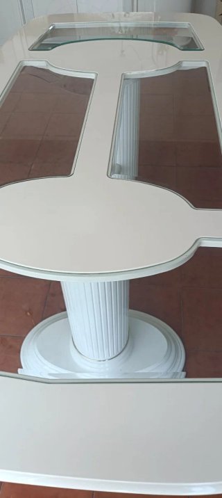 Tavolo soggiorno con inserti in cristallo