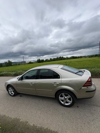 Ford Mondeo 2004
